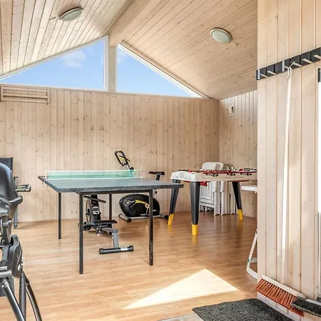 Gudmar - 500m From The Sea By Interhome *