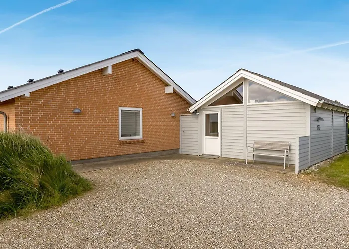 Gudmar - 500m From The Sea By Interhome *