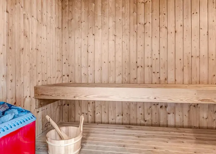 Gudmar - 500m From The Sea By Interhome *