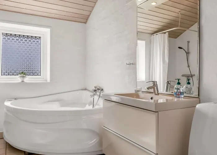 Gudmar - 500m From The Sea By Interhome Casa vacanze Lakolk